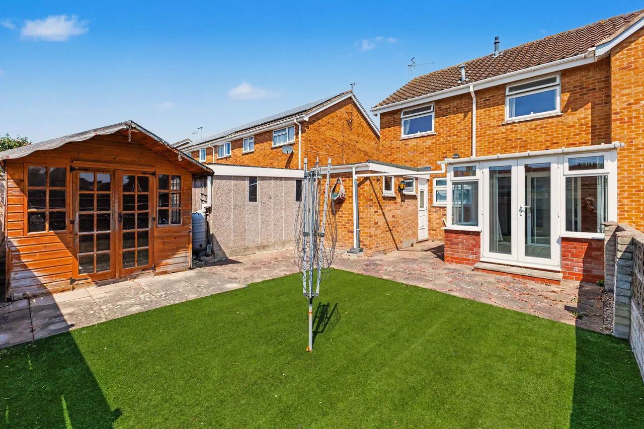 Alexandra Road, Evesham, WR11, photo 24