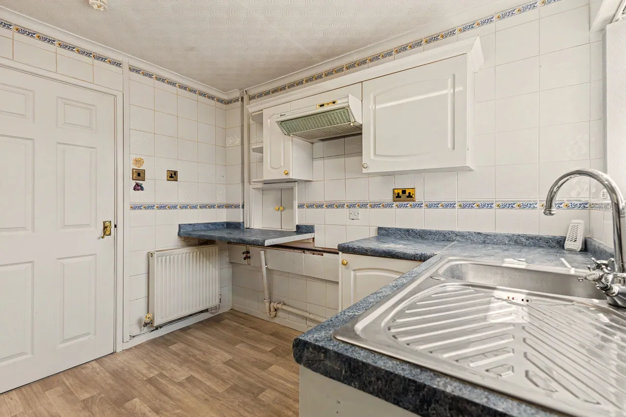 Alexandra Road, Evesham, WR11, photo 9