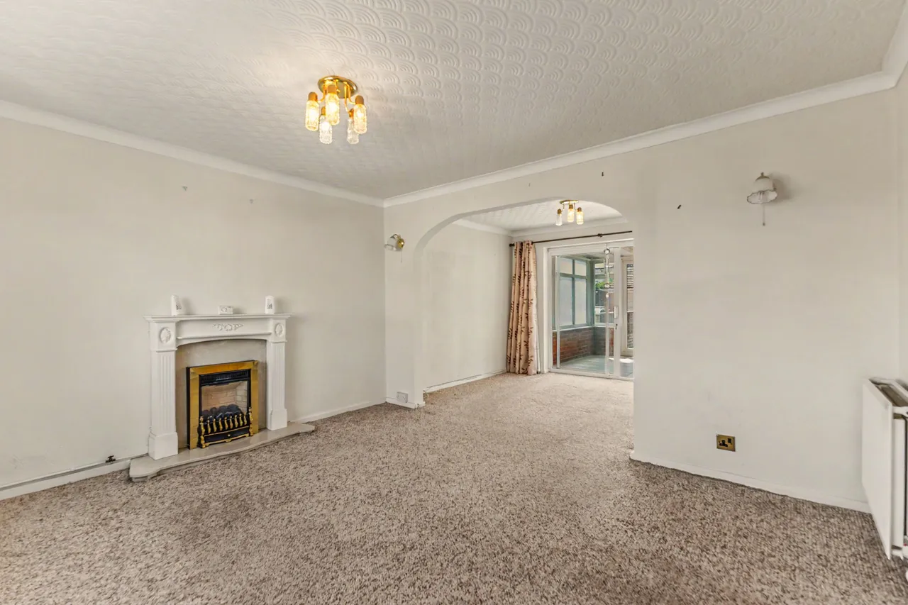 Alexandra Road, Evesham, WR11, photo 2