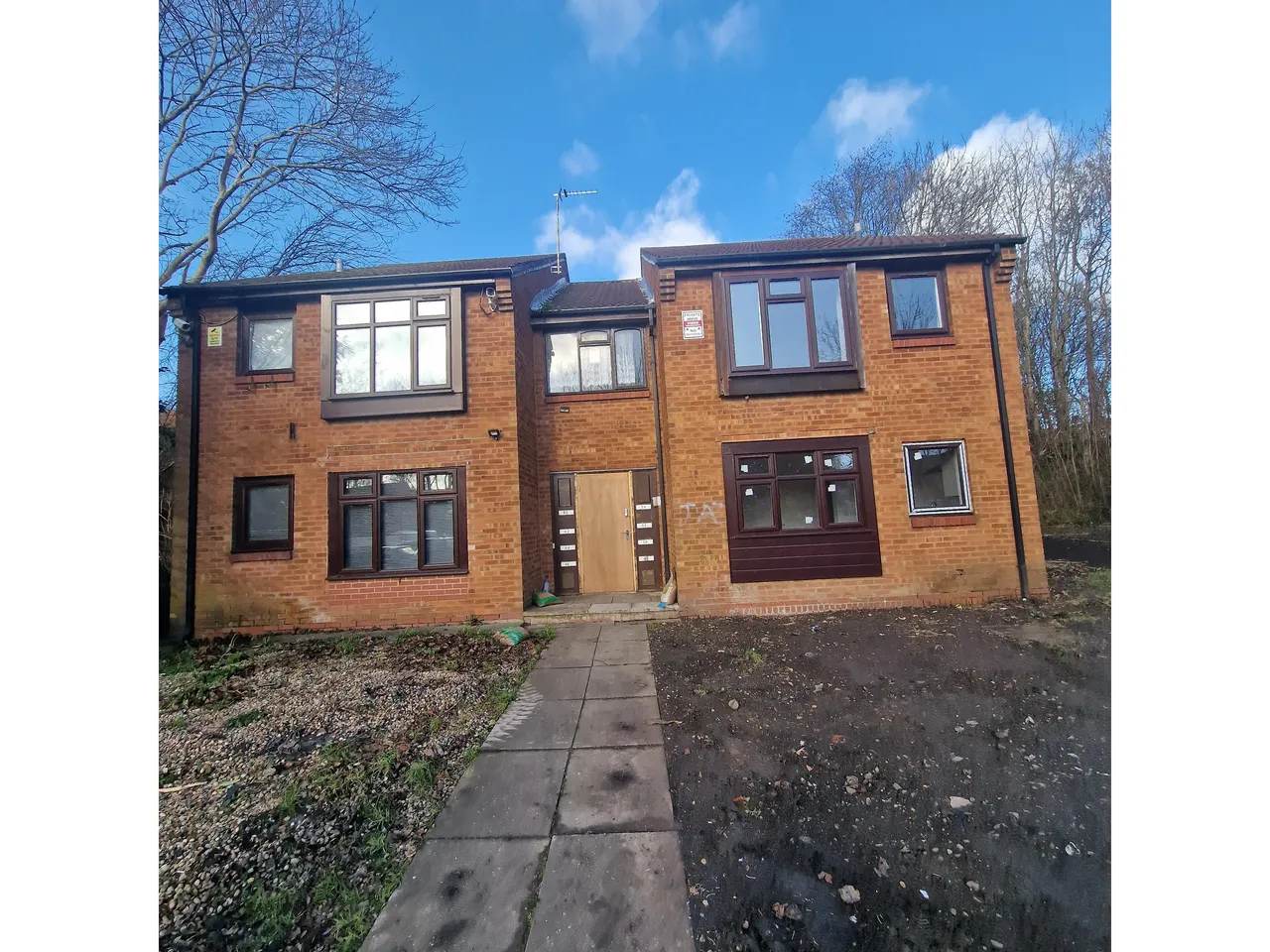 1 bed flat to rent — 54 CARNEGIE AVENUE, TIPTON. DY4 8SX