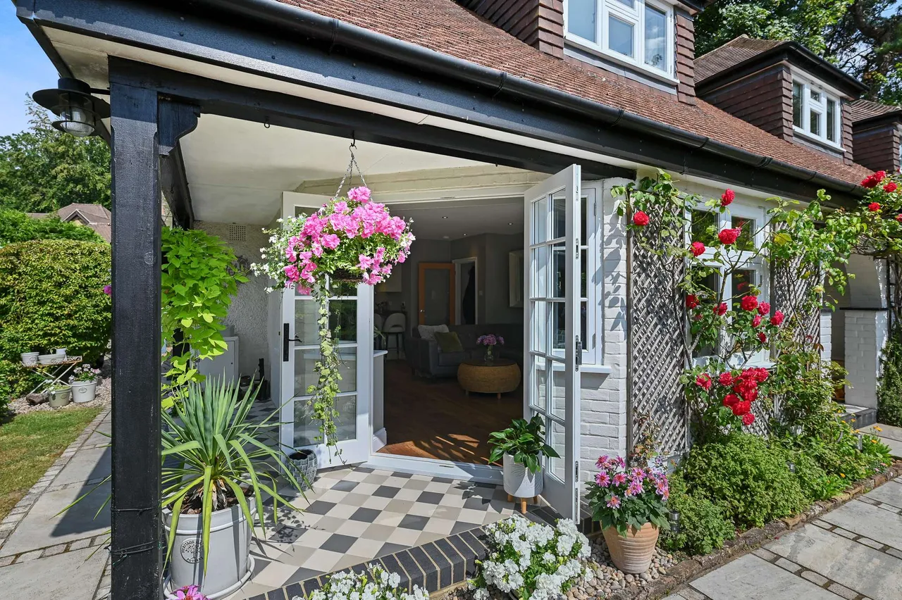 Sandy Rise, Chalfont St. Peter, SL9, photo 25