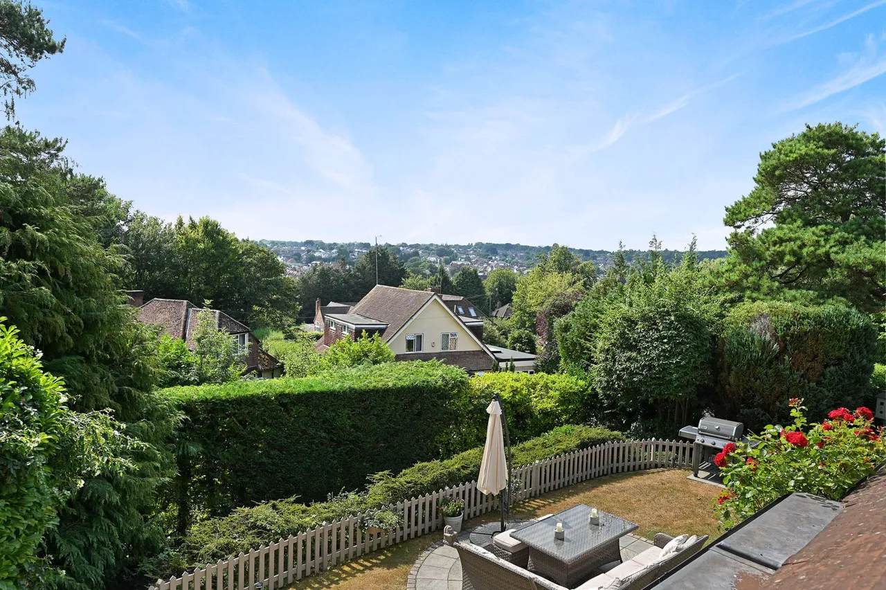 Sandy Rise, Chalfont St. Peter, SL9, photo 17