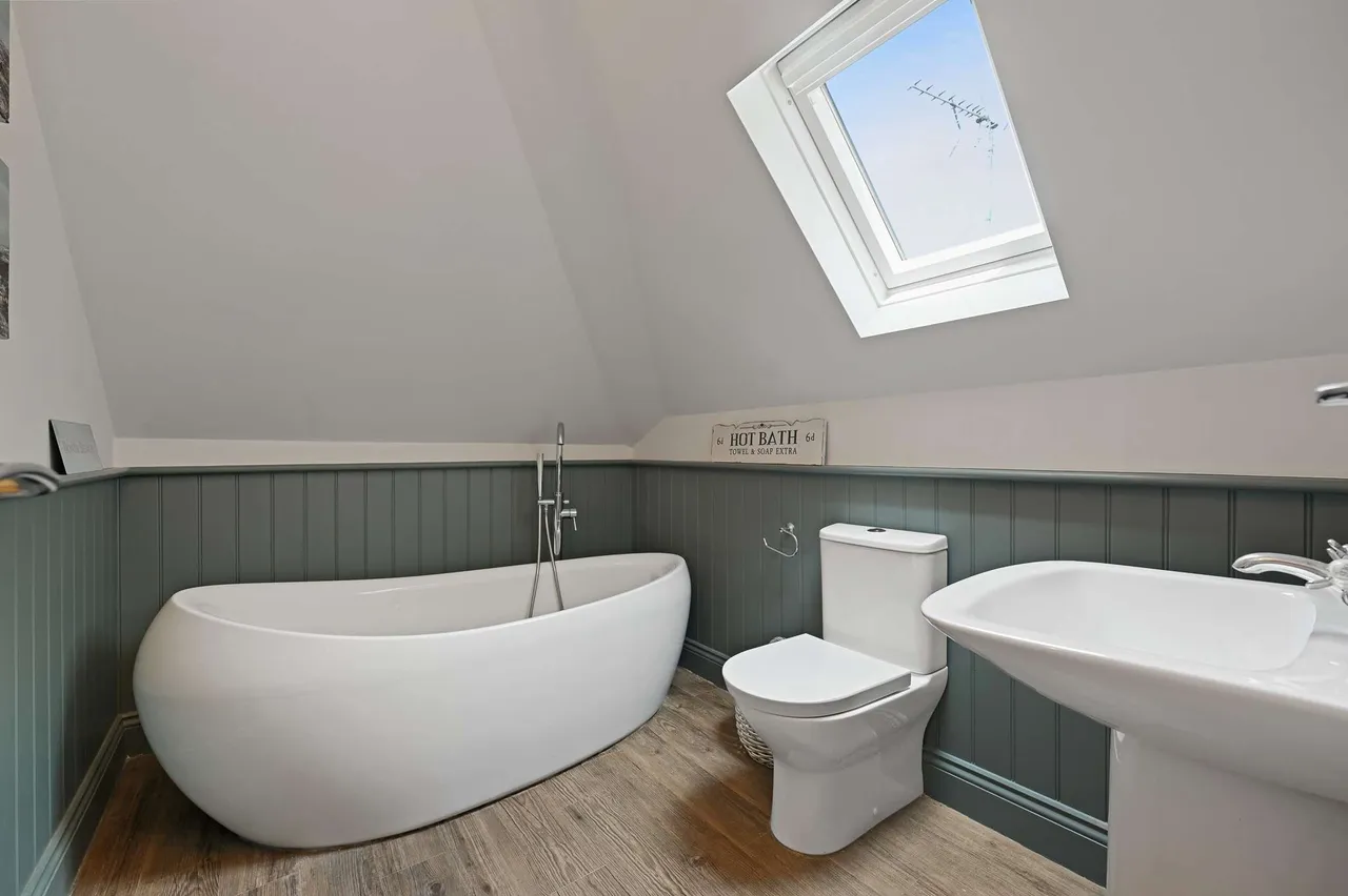 Sandy Rise, Chalfont St. Peter, SL9, photo 11