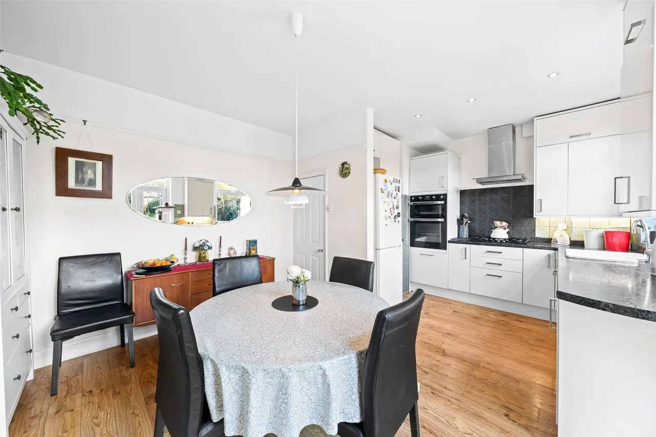 Brodrick Grove, Abbey Wood, SE2, photo 11