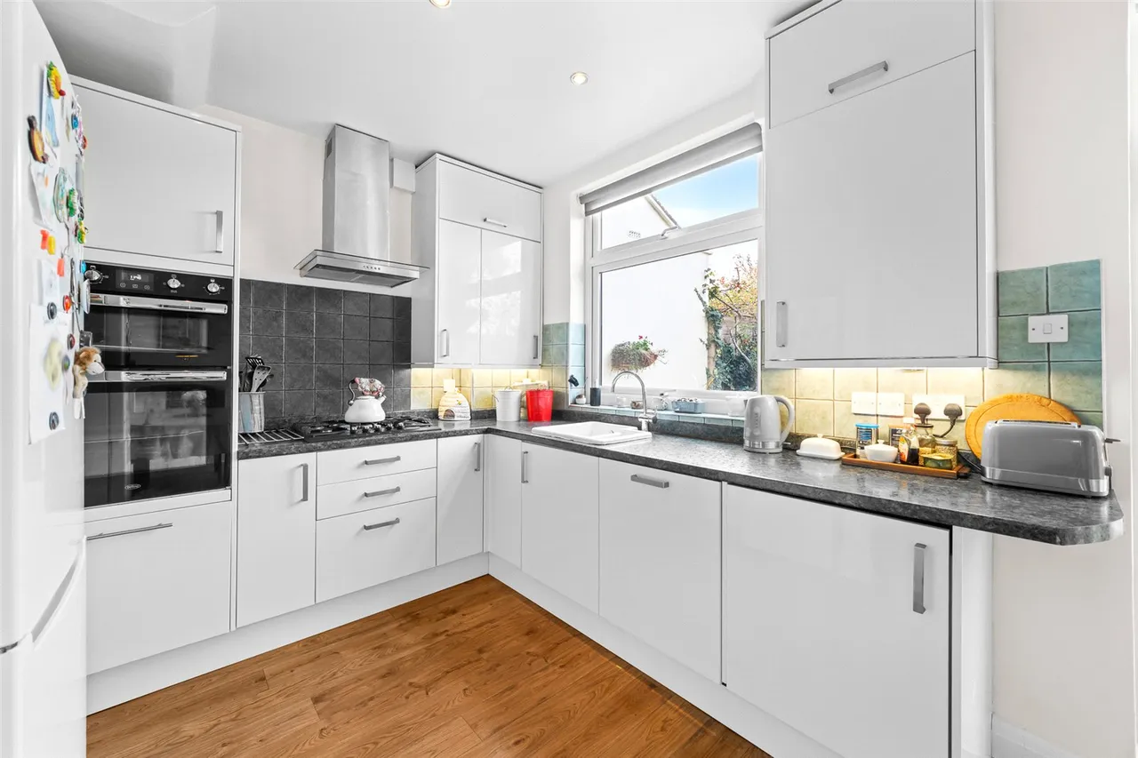 Brodrick Grove, Abbey Wood, SE2, photo 9