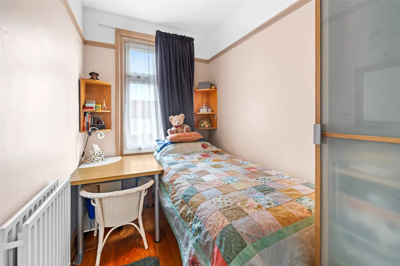 Brodrick Grove, Abbey Wood, SE2, photo 21