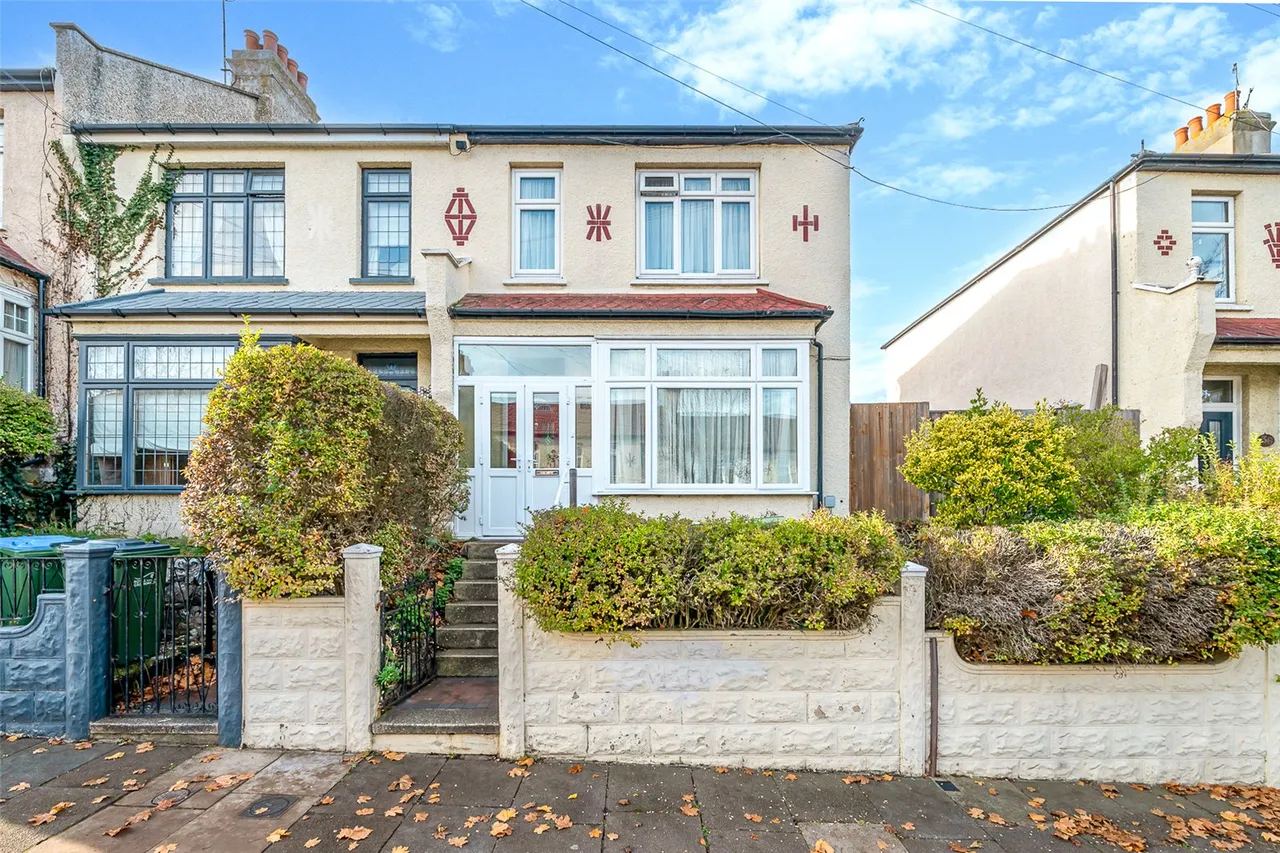 Brodrick Grove, Abbey Wood, SE2, photo 2