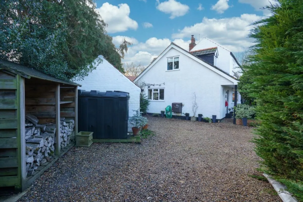 The Street, Barton Turf, NR12, photo 26