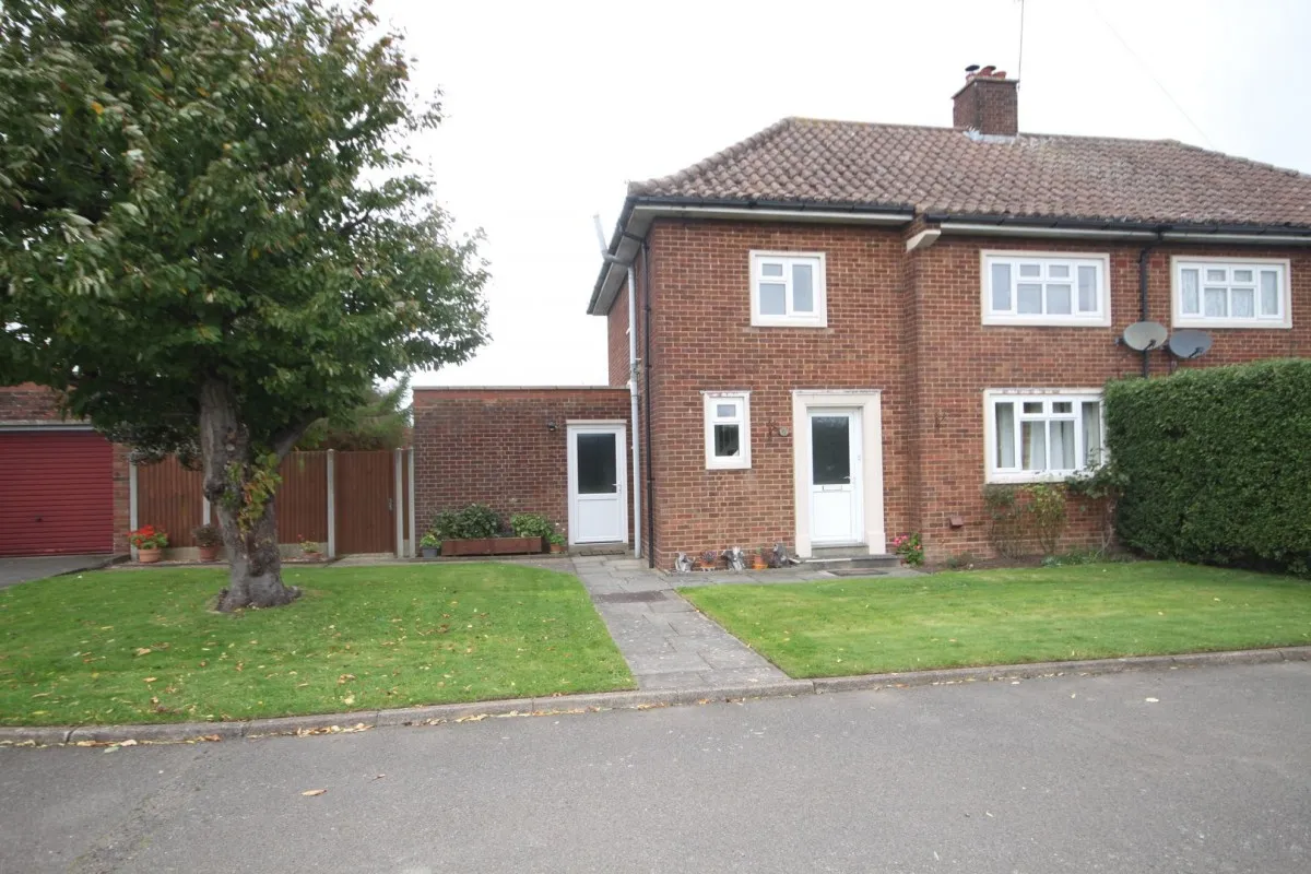 3 bed house to rent, Meppershall, SG17