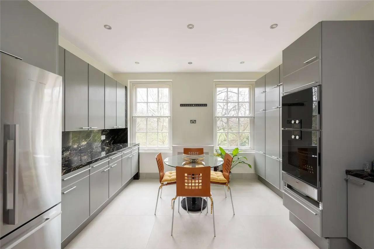 Avenue Road, St John's Wood, NW8, photo 4