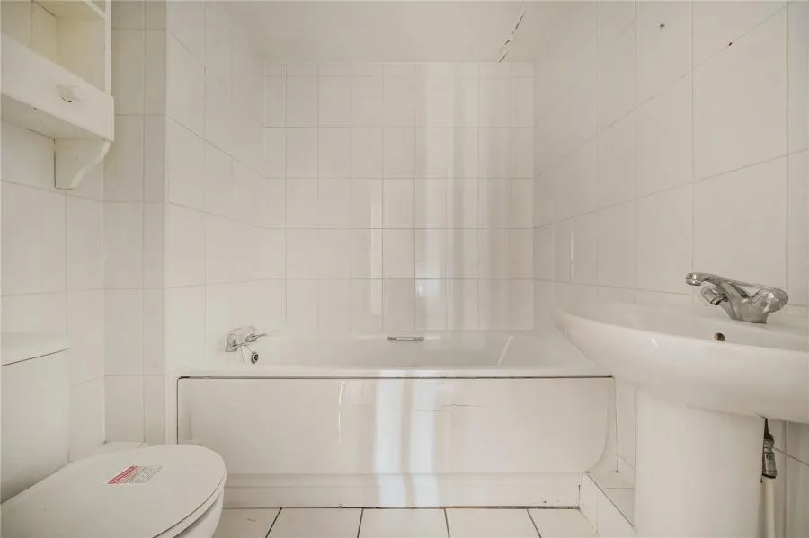 London Road, Kingston upon Thames, KT2, photo 8