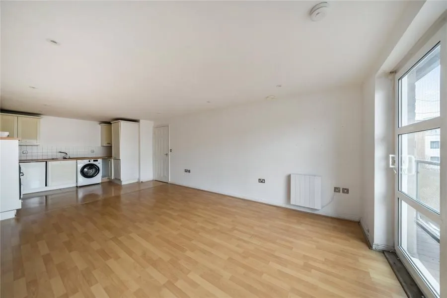 London Road, Kingston upon Thames, KT2, photo 3