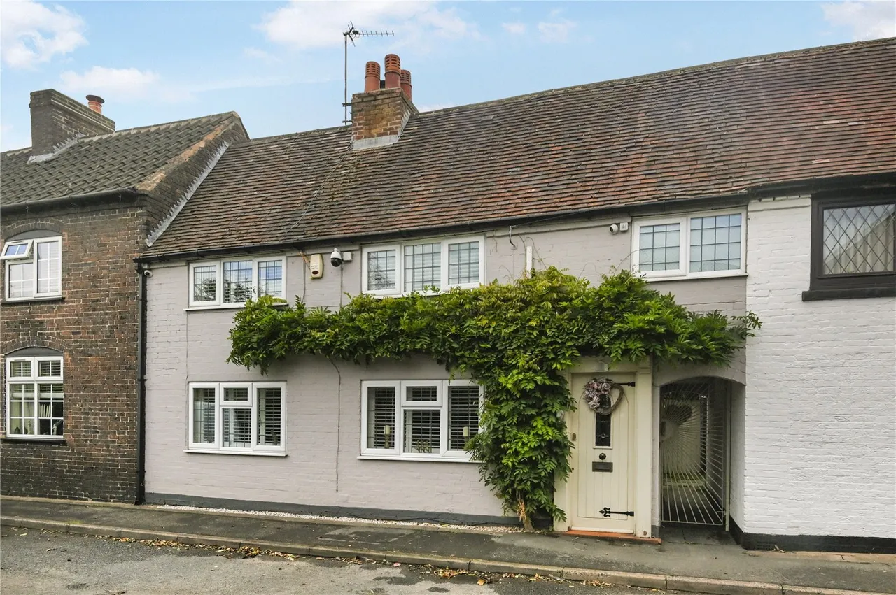 3 bed house for sale — Coleshill Road, Curdworth, Sutton Coldfield, Warwickshire, B76