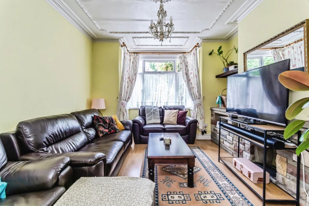 Rectory Lane, London, SW17, photo 2