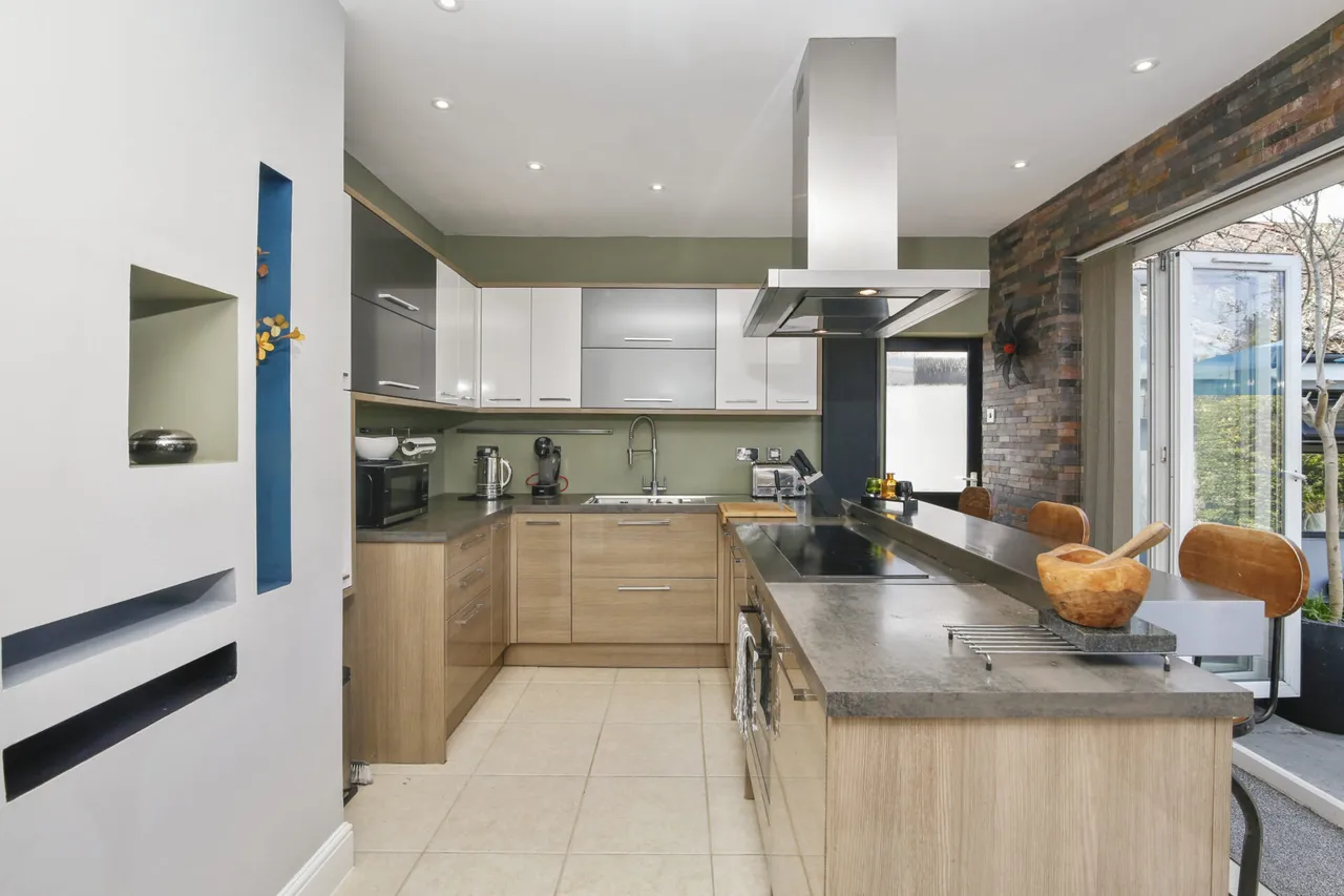 Westwood Lane, Welling, photo 3