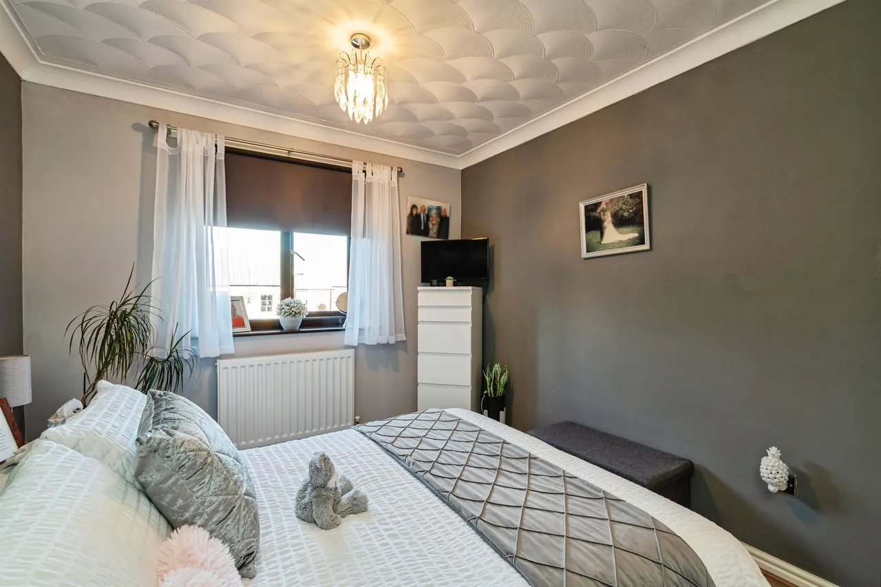 Foxglove Drive, Bradwell, NR31, photo 10