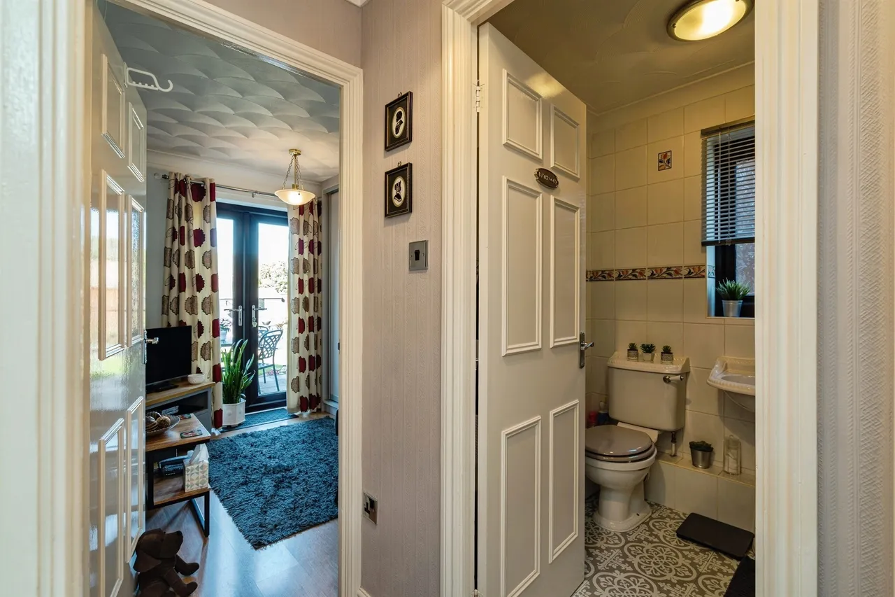 Foxglove Drive, Bradwell, NR31, photo 8