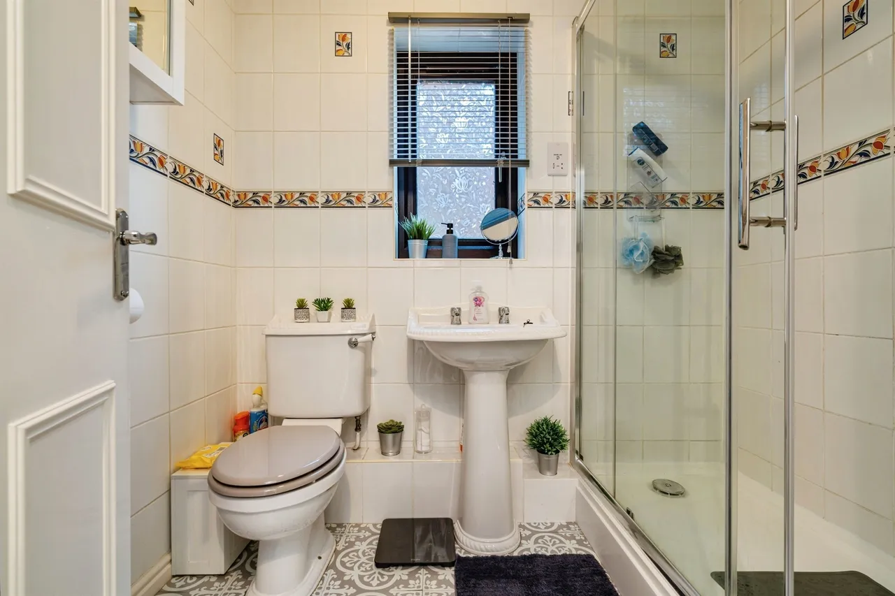 Foxglove Drive, Bradwell, NR31, photo 13