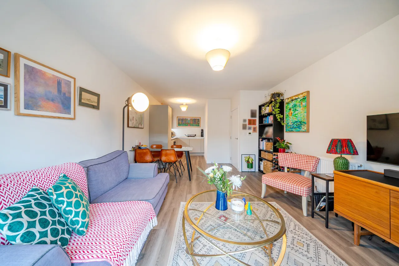 1 bed flat for sale, Plum Mews, Tooting, SW17