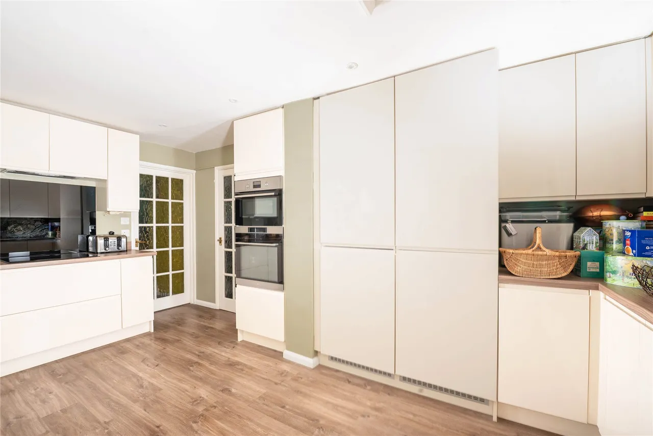 Wordsworth Close, Towcester, NN12, photo 8