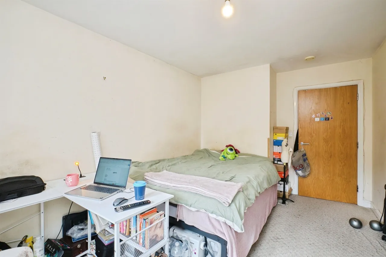 Asbury Court, Great Barr, B43, photo 7
