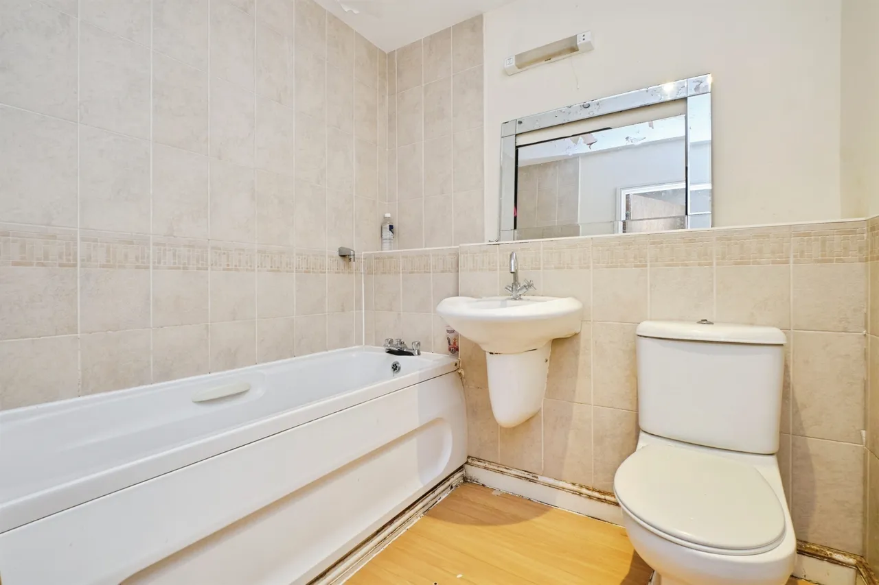 Asbury Court, Great Barr, B43, photo 11