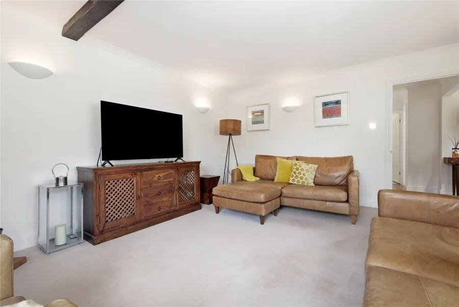 with 4 bedrooms in Clavering, Nr Saffron Walden, CB11, photo 24