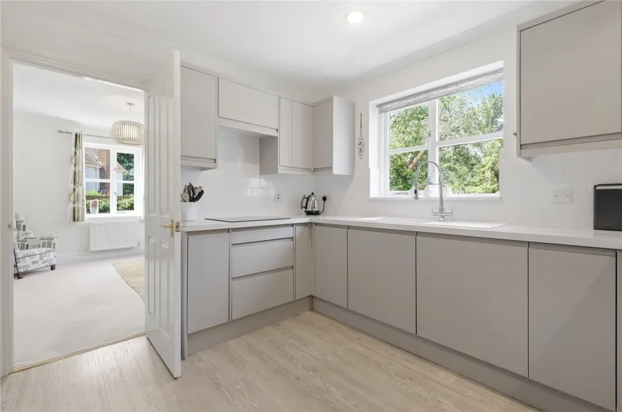 with 4 bedrooms in Clavering, Nr Saffron Walden, CB11, photo 6