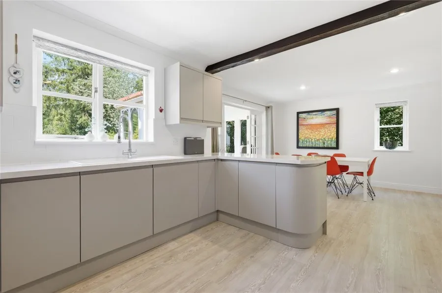 with 4 bedrooms in Clavering, Nr Saffron Walden, CB11, photo 4