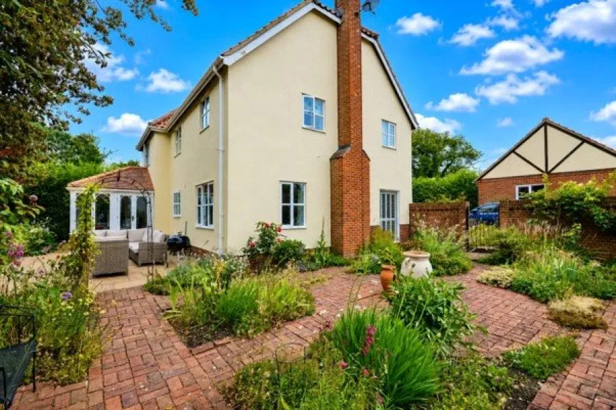 with 4 bedrooms in Clavering, Nr Saffron Walden, CB11, photo 17