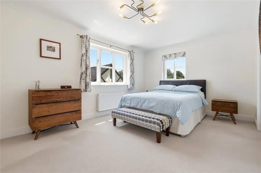 with 4 bedrooms in Clavering, Nr Saffron Walden, CB11, photo 11