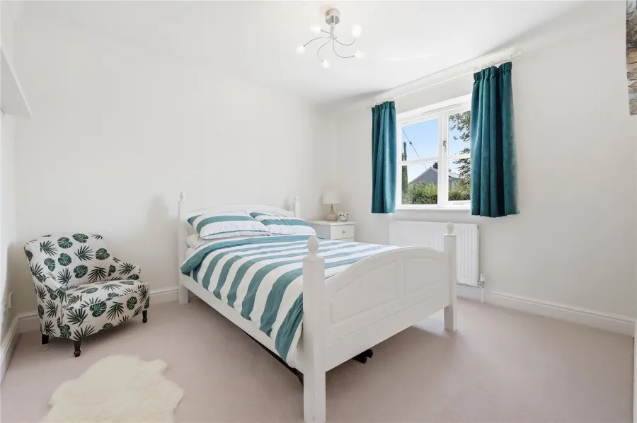 with 4 bedrooms in Clavering, Nr Saffron Walden, CB11, photo 13