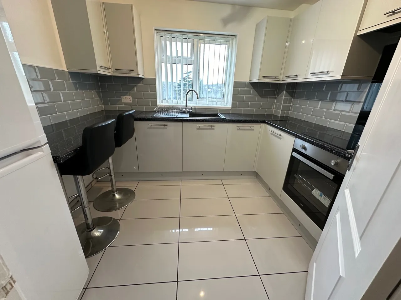 1 bed flat to rent, Chideock Close, BH12