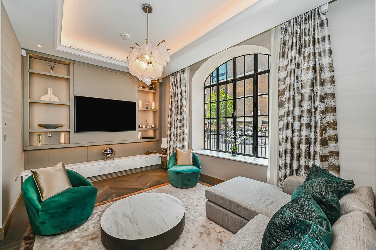 2 bed flat to rent — Chesterfield Hill, Mayfair, London