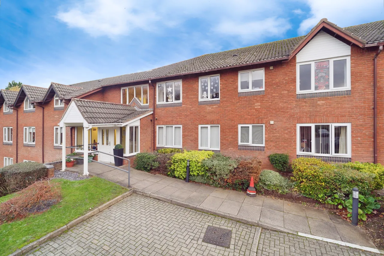 1 bed flat for sale, Shelly Crescent, Solihull, B90