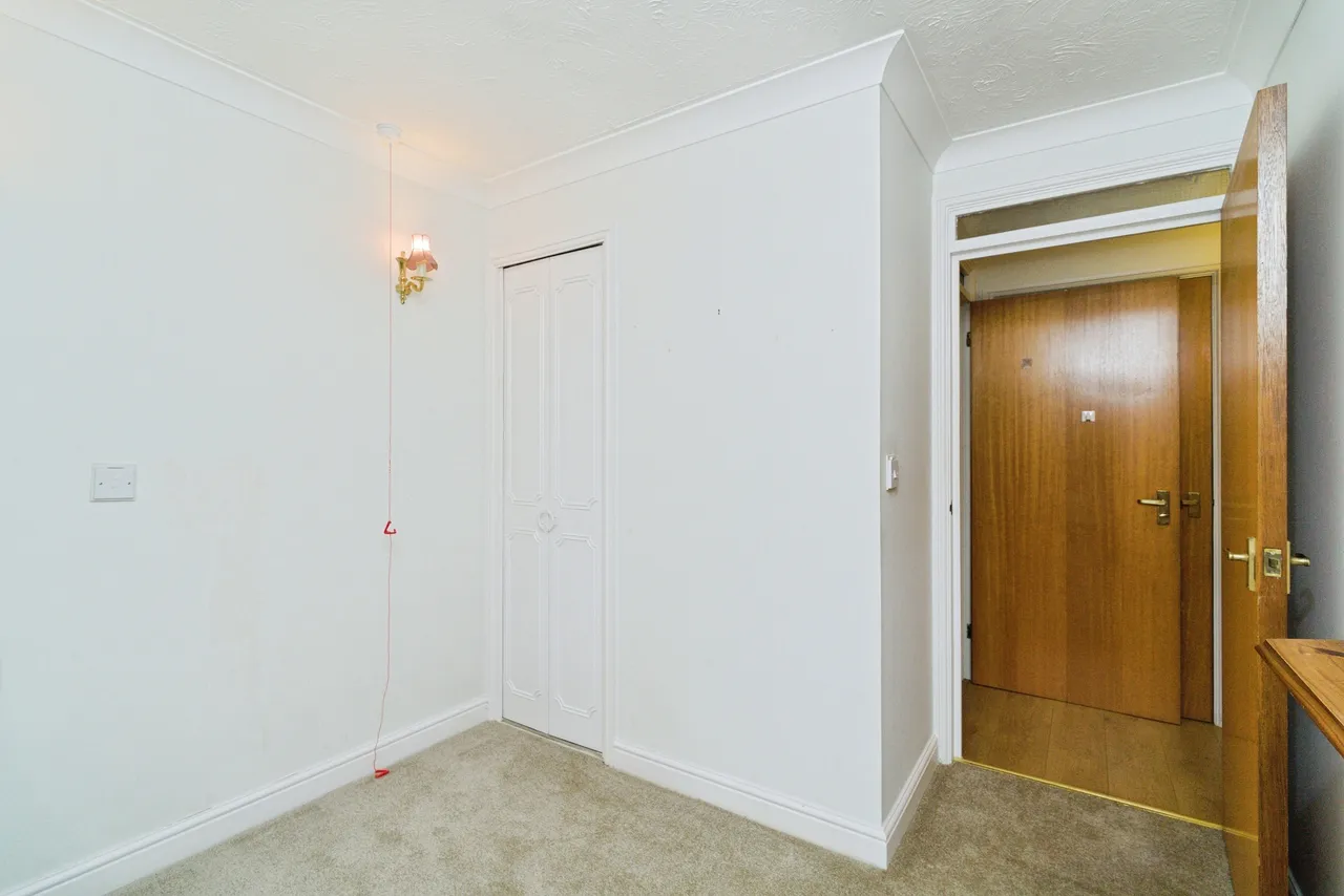 Shelly Crescent, Solihull, B90, photo 10