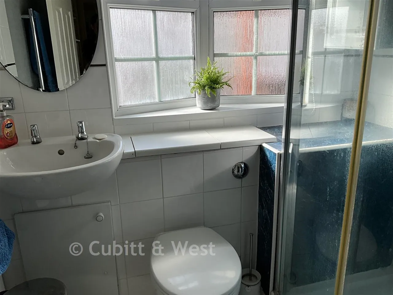 Emms Lane, Brooks Green, RH13, photo 7
