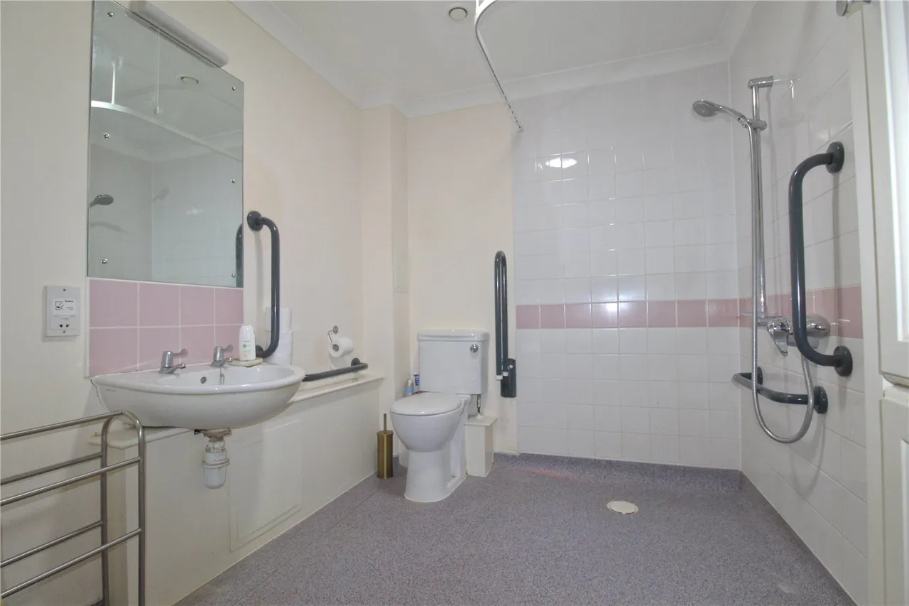 Trowbridge, Wiltshire, photo 8