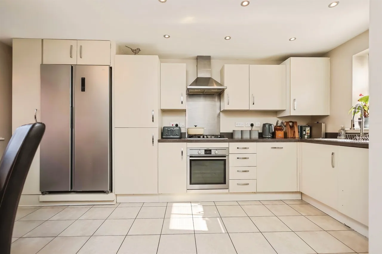 Brythill Drive, Brierley Hill, photo 6