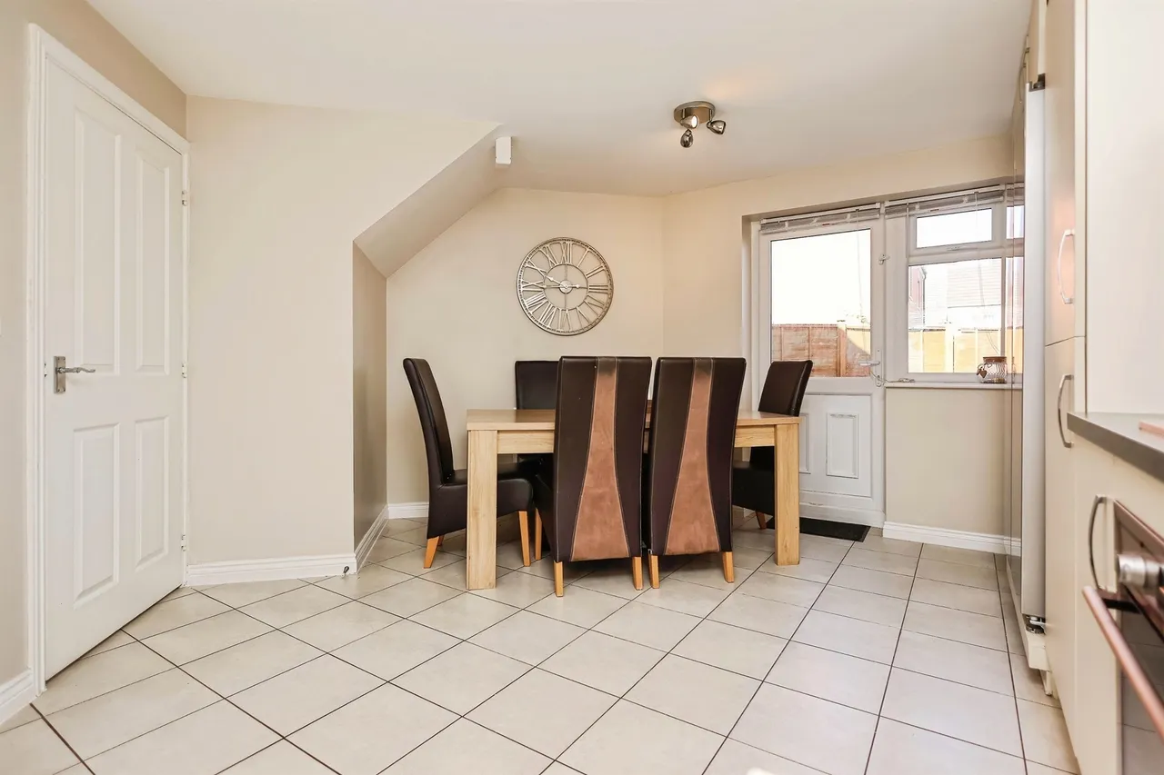 Brythill Drive, Brierley Hill, photo 8