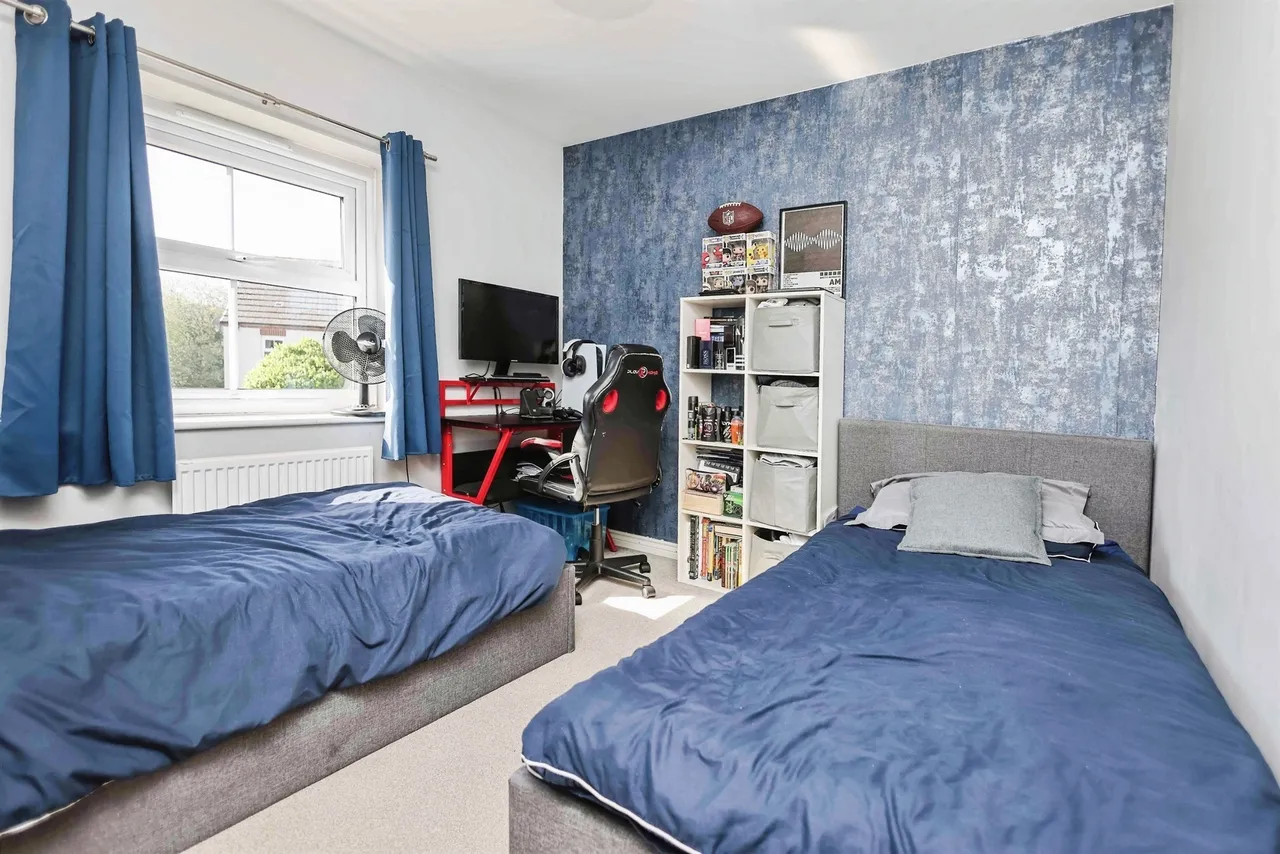 Brythill Drive, Brierley Hill, photo 11