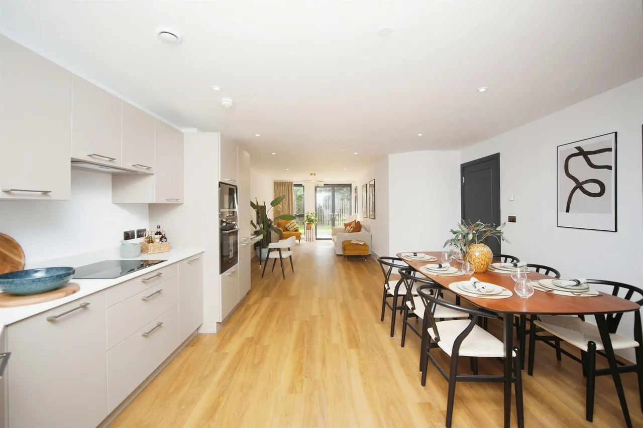 2 bed flat for sale, Blossomfield Road, Solihull, B91