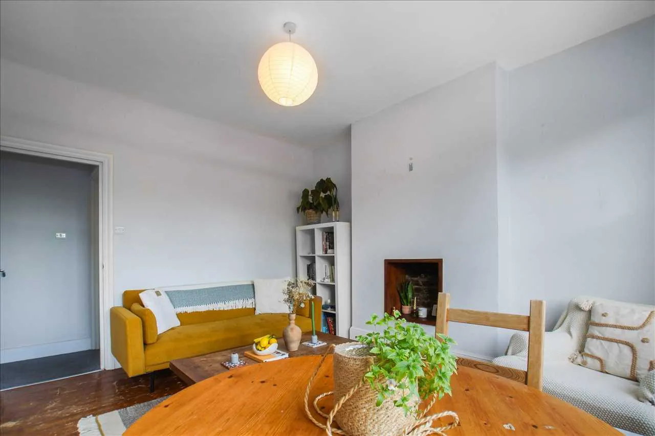 Tufnell Park Road, London, photo 9
