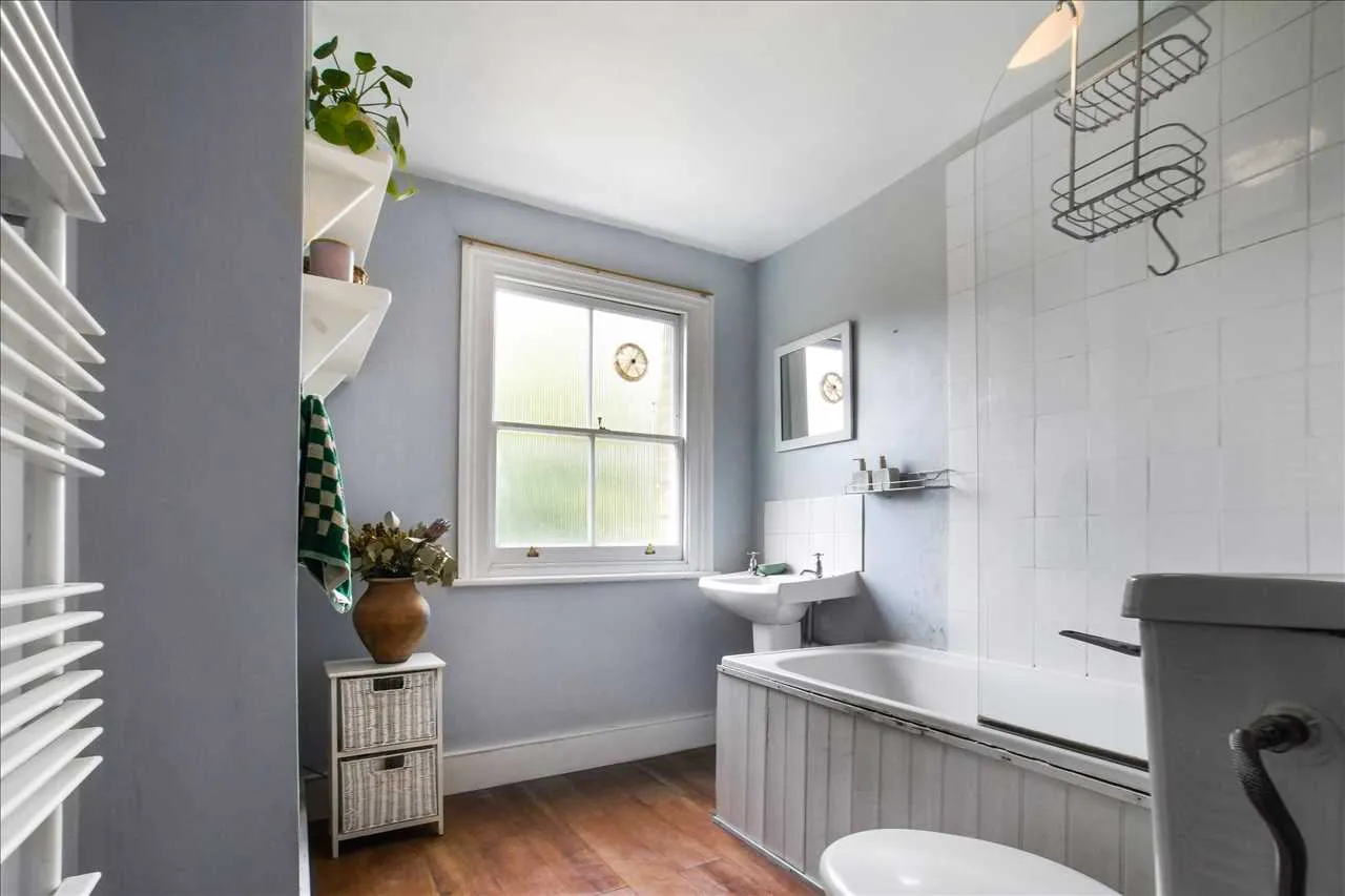 Tufnell Park Road, London, photo 12