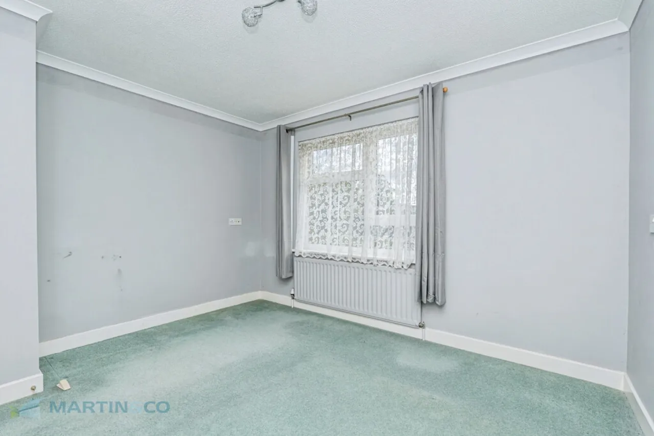 Halleys Court, Woking, Surrey, photo 5
