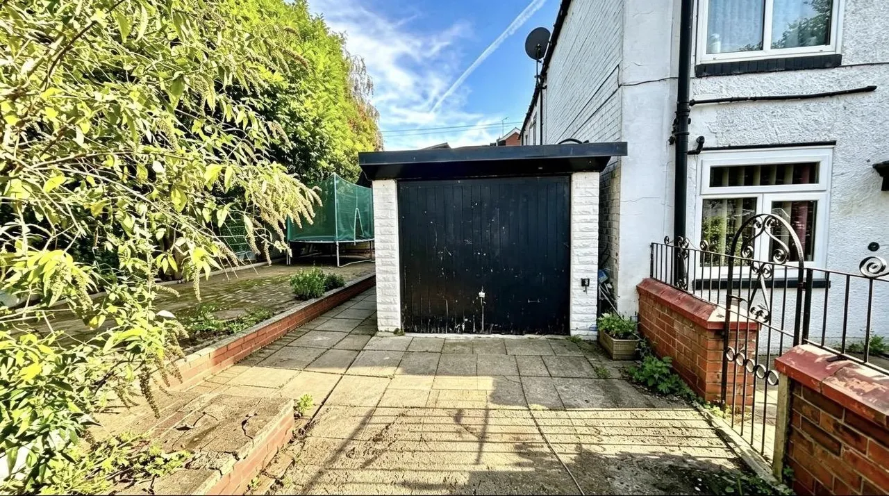 Limeside Road, Oldham, OL8, photo 17