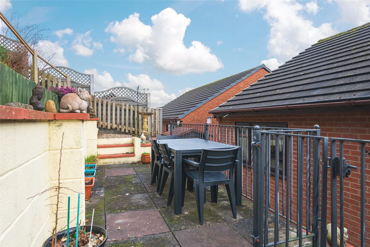 Hillside Avenue, Newtown, Powys, SY16 2PS, photo 19