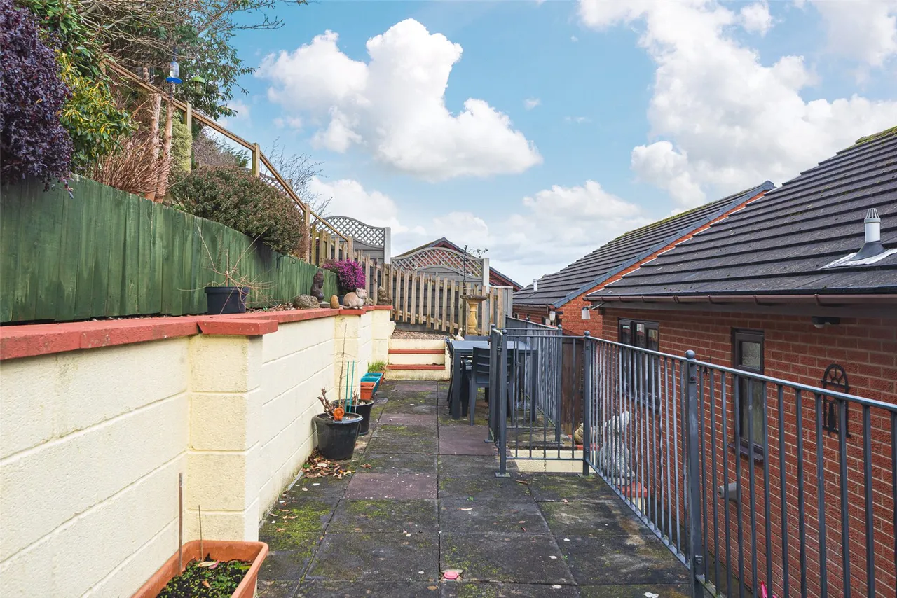 Hillside Avenue, Newtown, Powys, SY16 2PS, photo 18