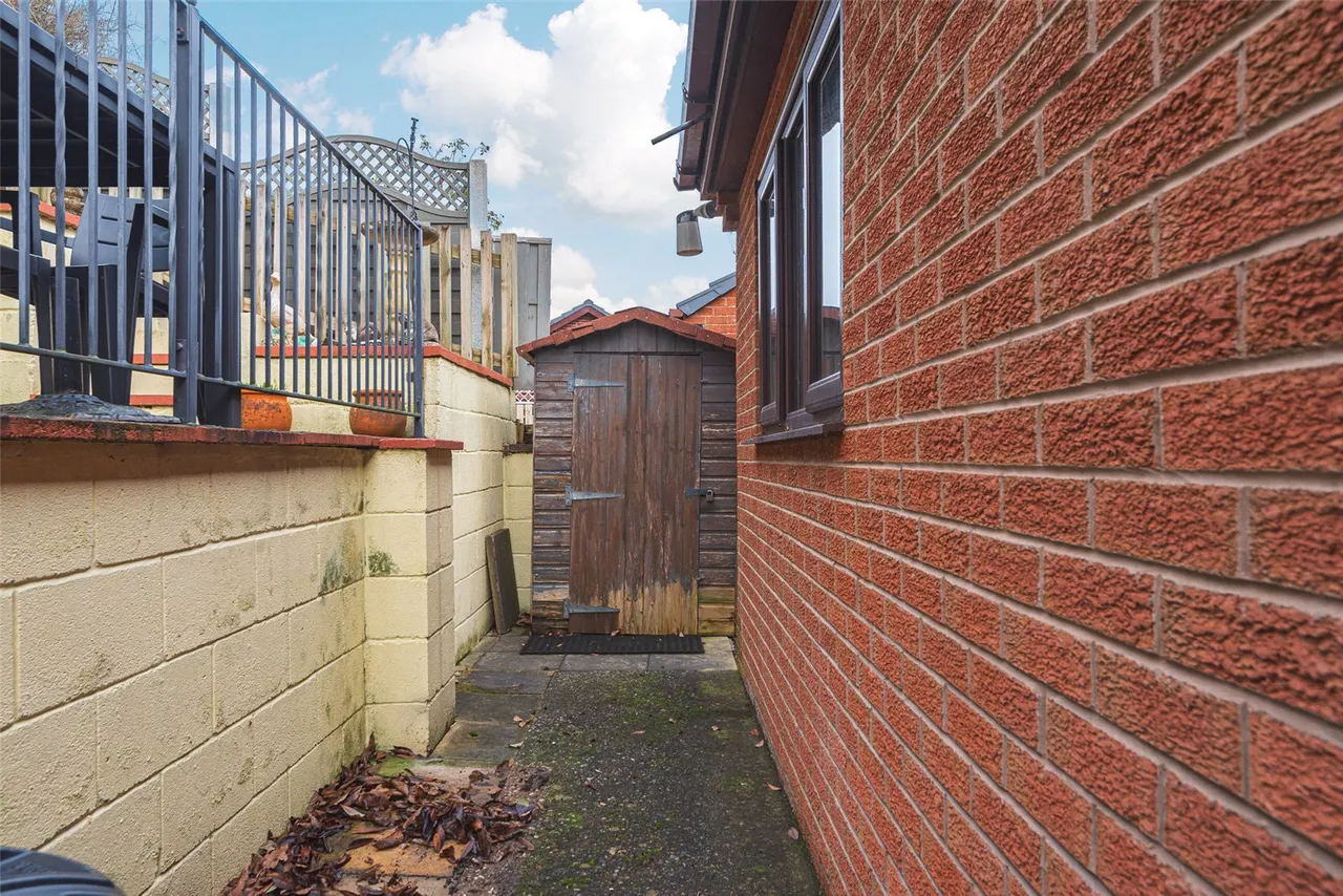 Hillside Avenue, Newtown, Powys, SY16 2PS, photo 24