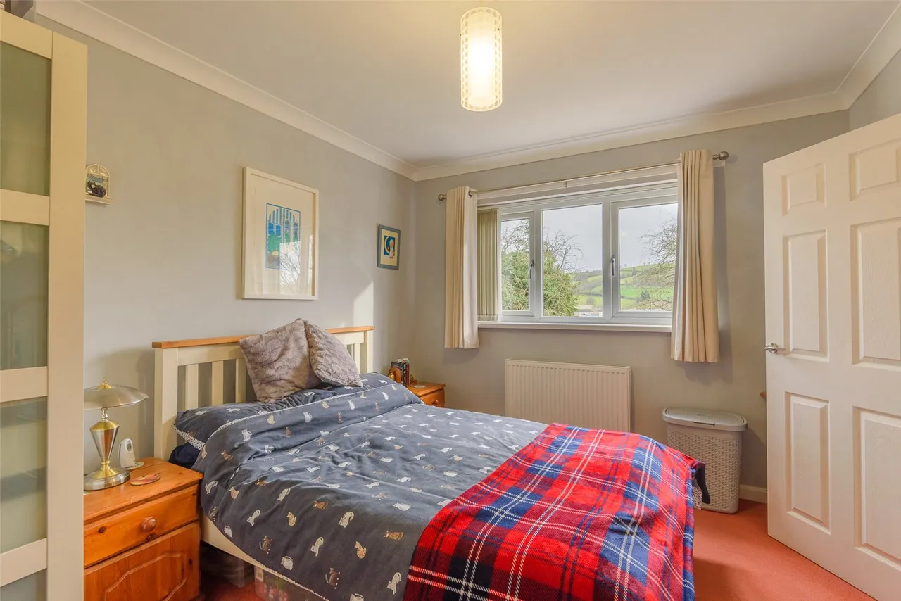 Hillside Avenue, Newtown, Powys, SY16 2PS, photo 12